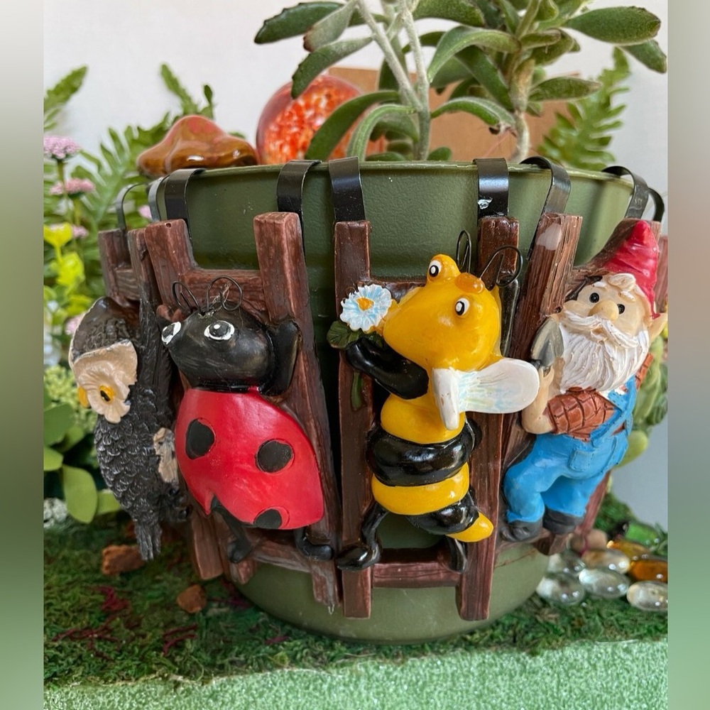 Cute Hanging Garden Planter Charms -